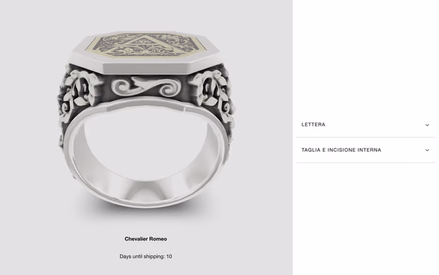 MyNove25 configurator showing the Chevalier Romeo signet ring in silver with an engraved gold top